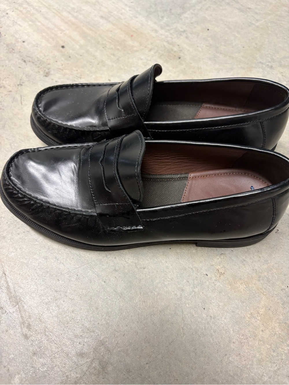 Johnston & Murphy Black Leather Penny Loafers